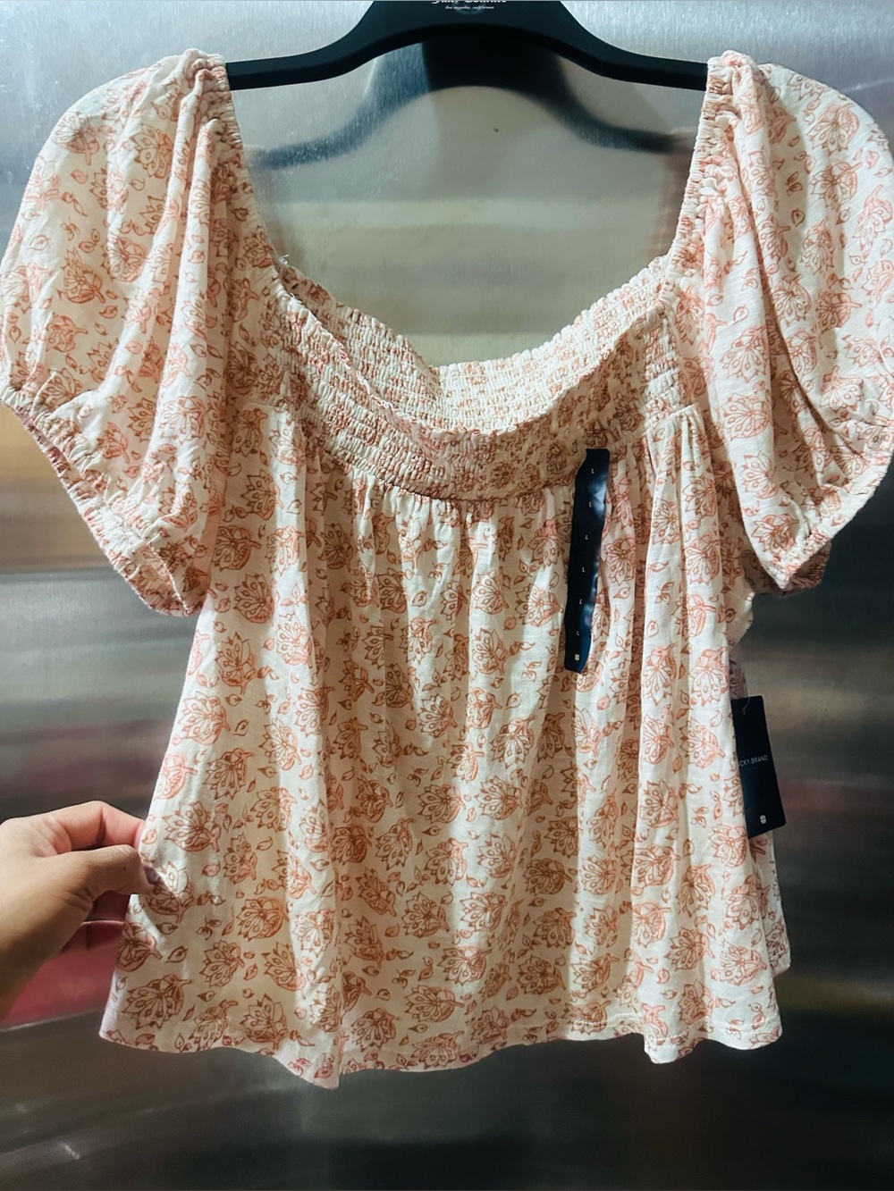 Lucky Brand✨🧡💛Cream Blouse with Peach Floral Print